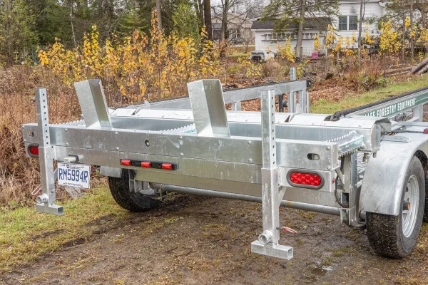 TITAN ROAD TRAILER Hydraulic Infeed Log Table - Image 5