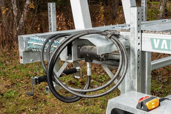 TITAN ROAD Hydraulic Infeed Log Table - Image 3