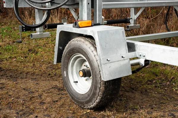 TITAN ROAD Hydraulic Infeed Log Table - Image 2